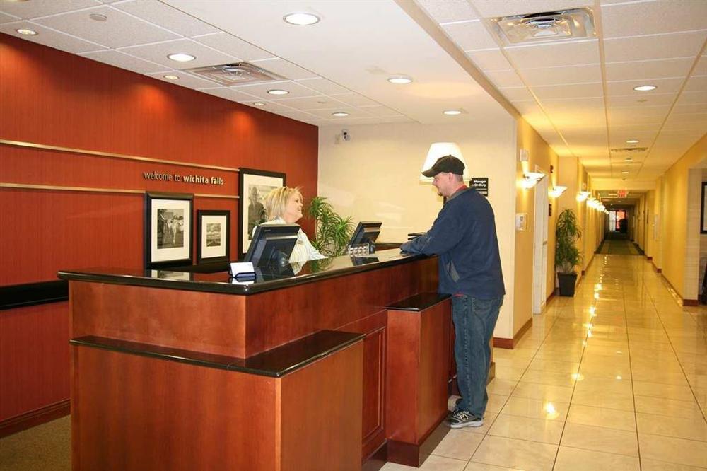 Hampton Inn Wichita Falls-Sikes Senter Mall Beltér fotó