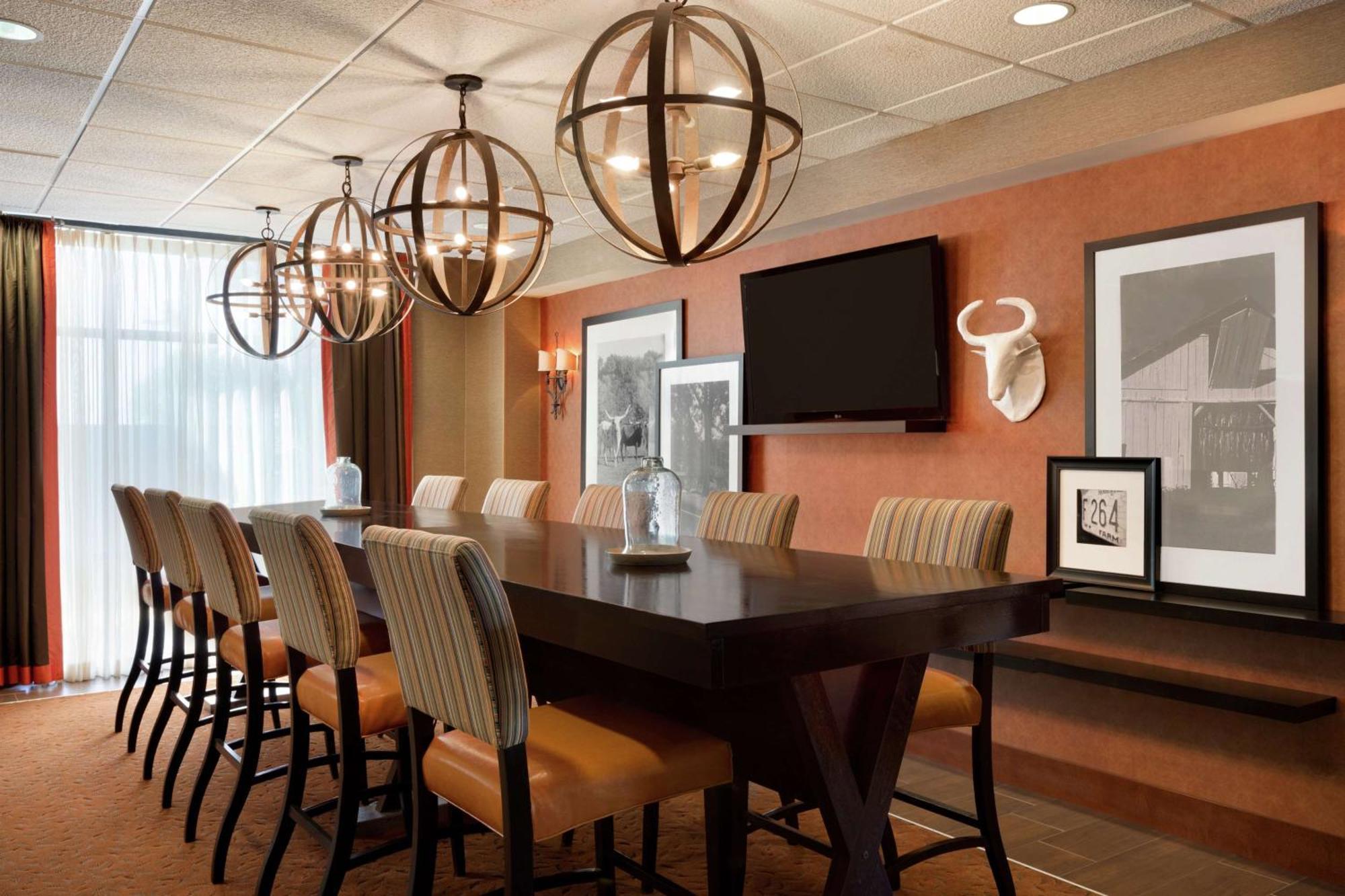 Hampton Inn Wichita Falls-Sikes Senter Mall Kültér fotó