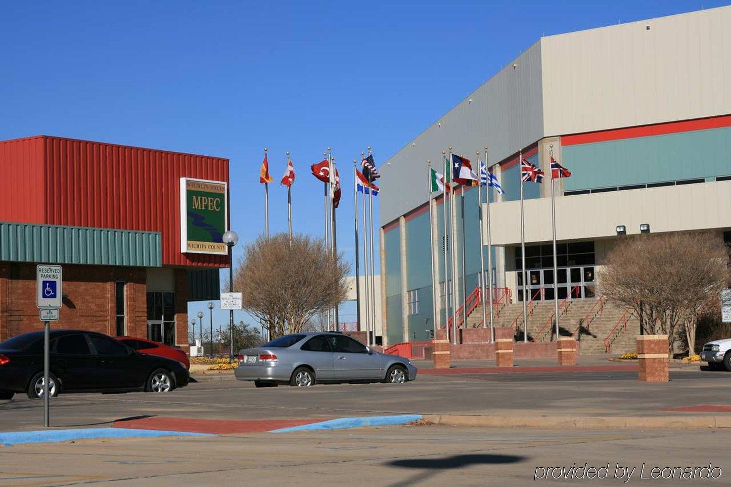 Hampton Inn Wichita Falls-Sikes Senter Mall Kültér fotó